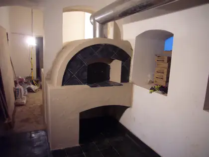 Pec na pizzu do zdi, Rožmitál pod Třemšínem – realizace Kamnářství Závacký