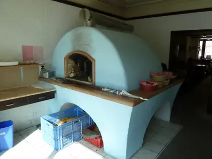 Pec na pizzu, Aš – realizace Kamnářství Závacký