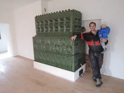 Gotická kamna, Slaný – realizace Kamnářství Závacký